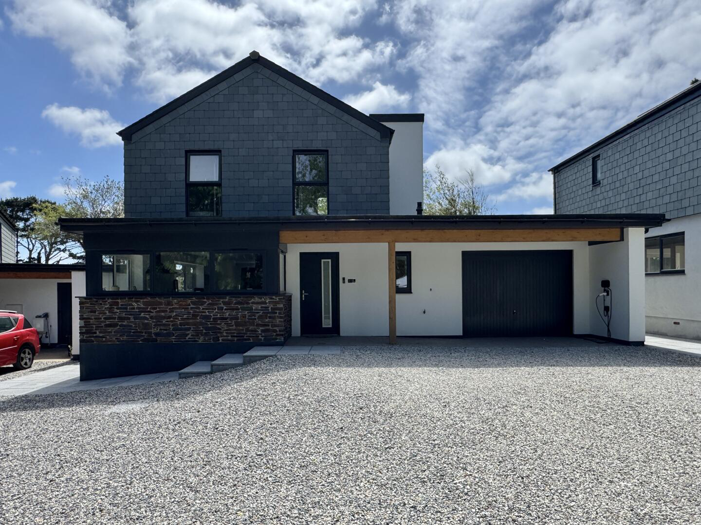 Lower Hugus Road, Threemilestone