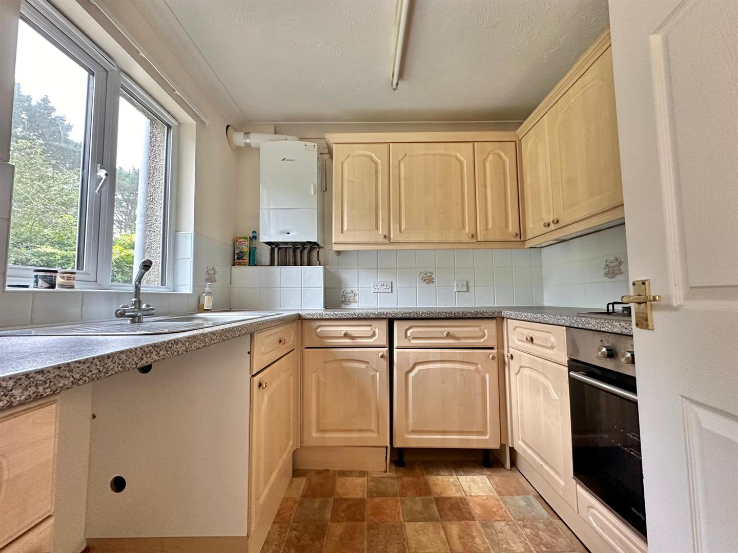 Highburrow Court, Redruth, photo 8