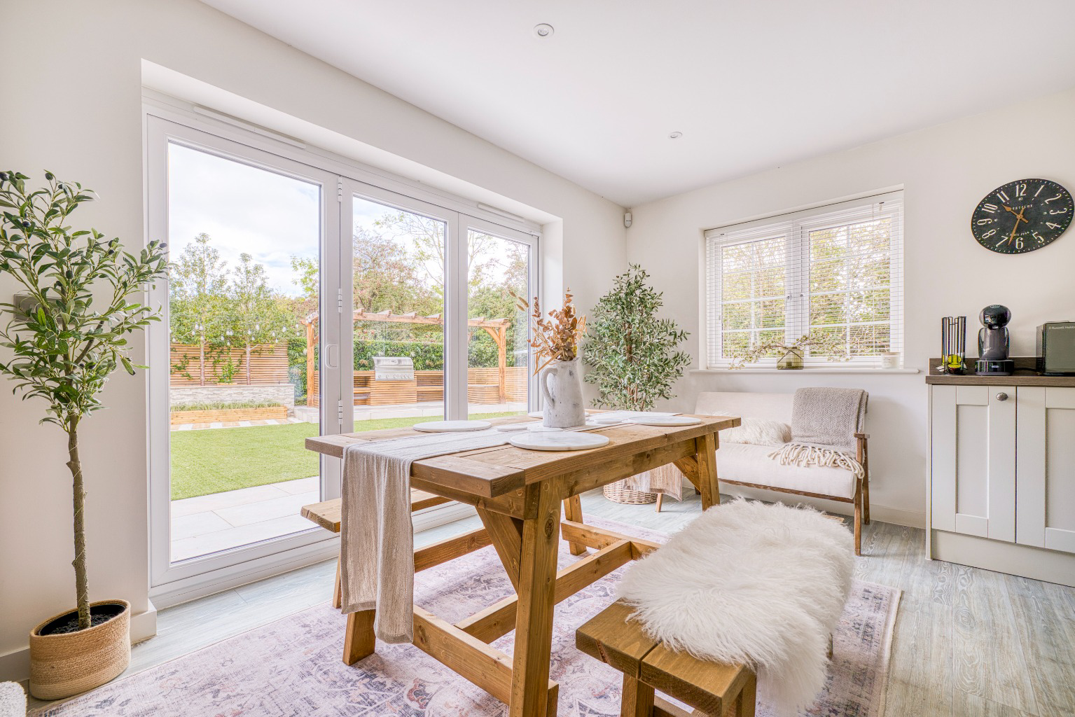 Exclusive enclave, Brent Knoll, photo 15