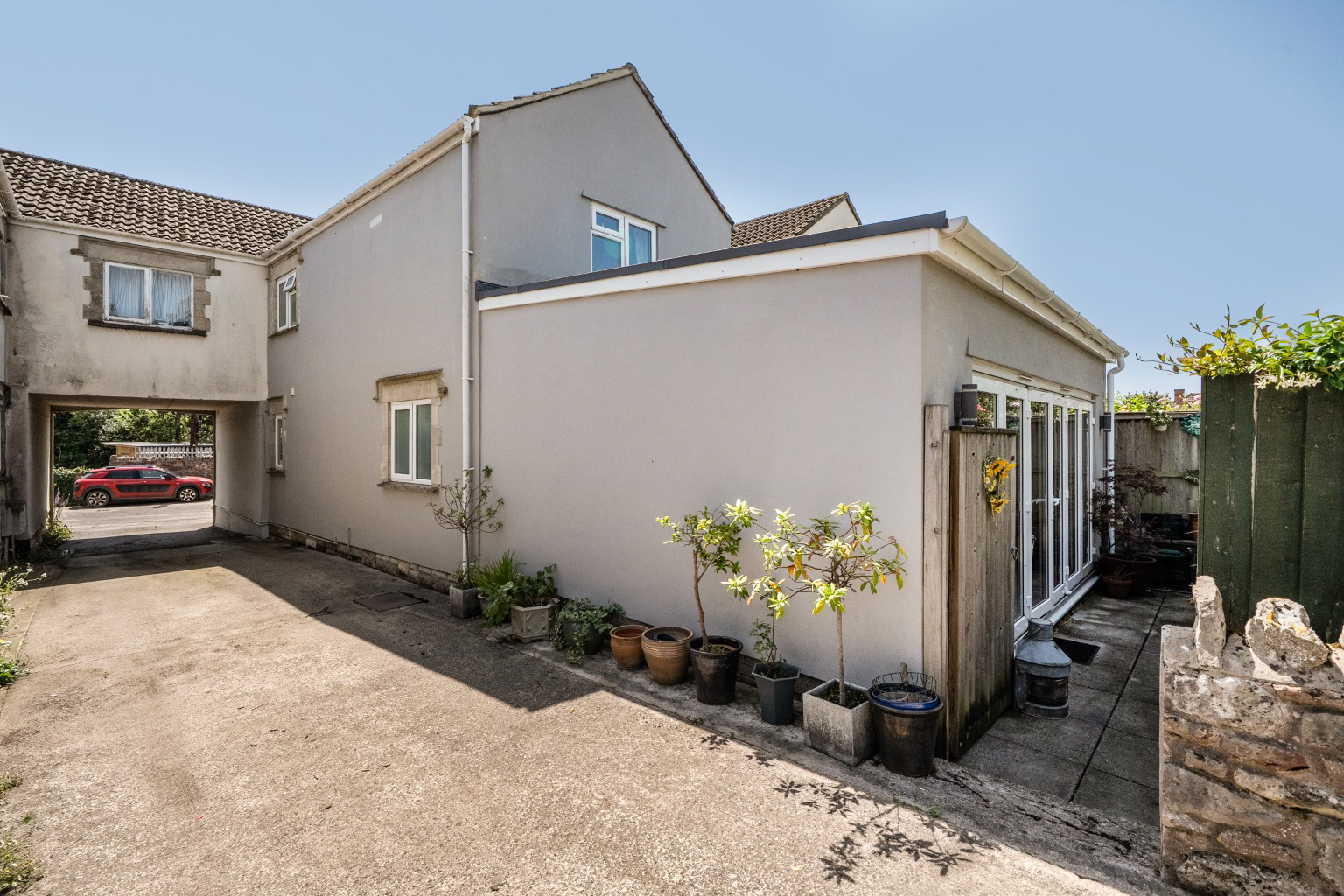 Central Wells with parking and manageable garden, photo 21