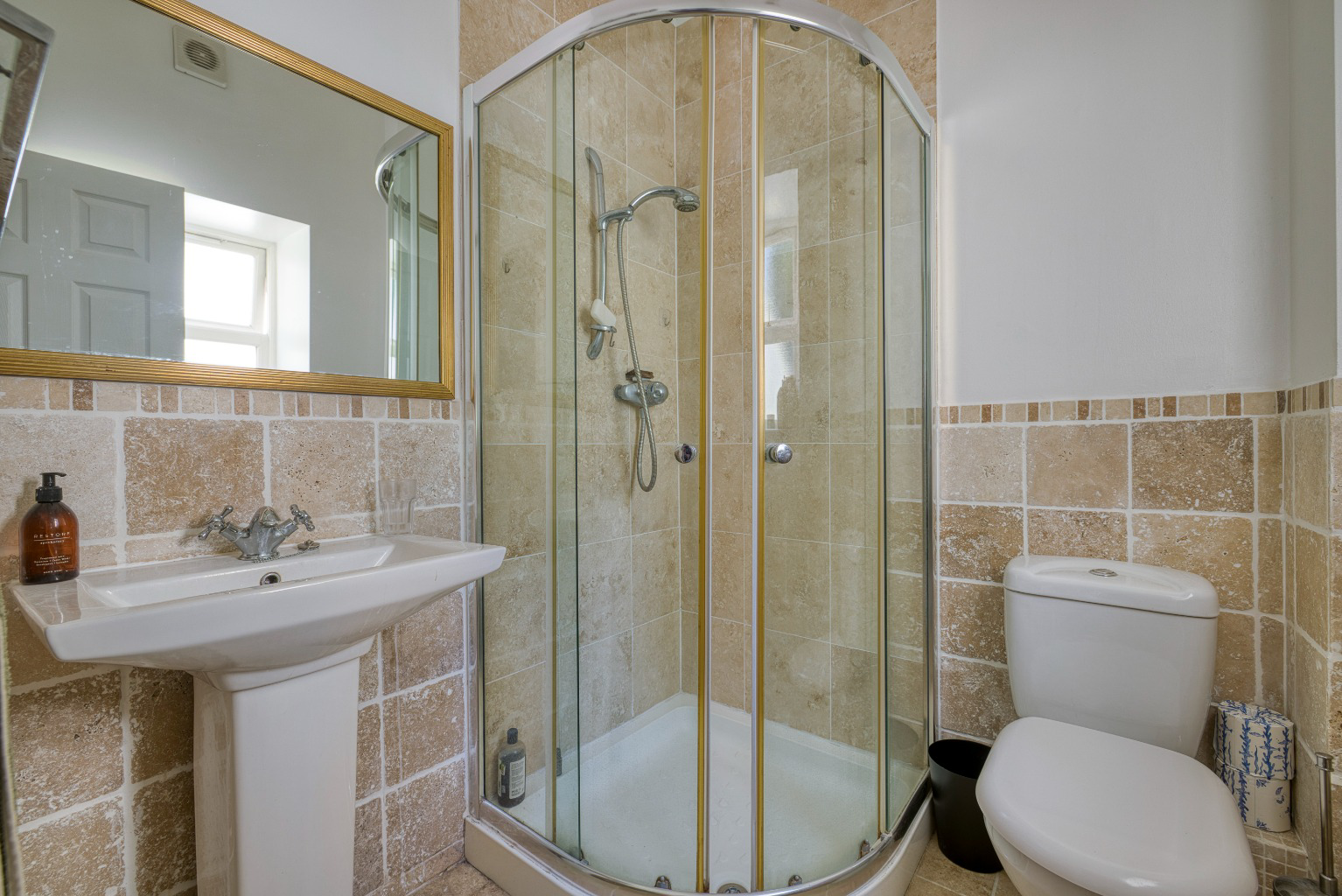 3 bedroom period home in Shepton Mallet, photo 12