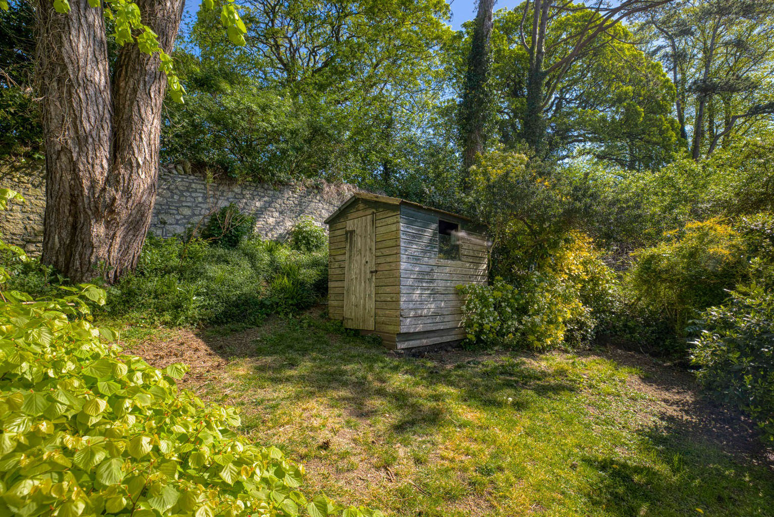 Discreetly located, in an elevated position in the heart of Shepton Mallet, photo 28
