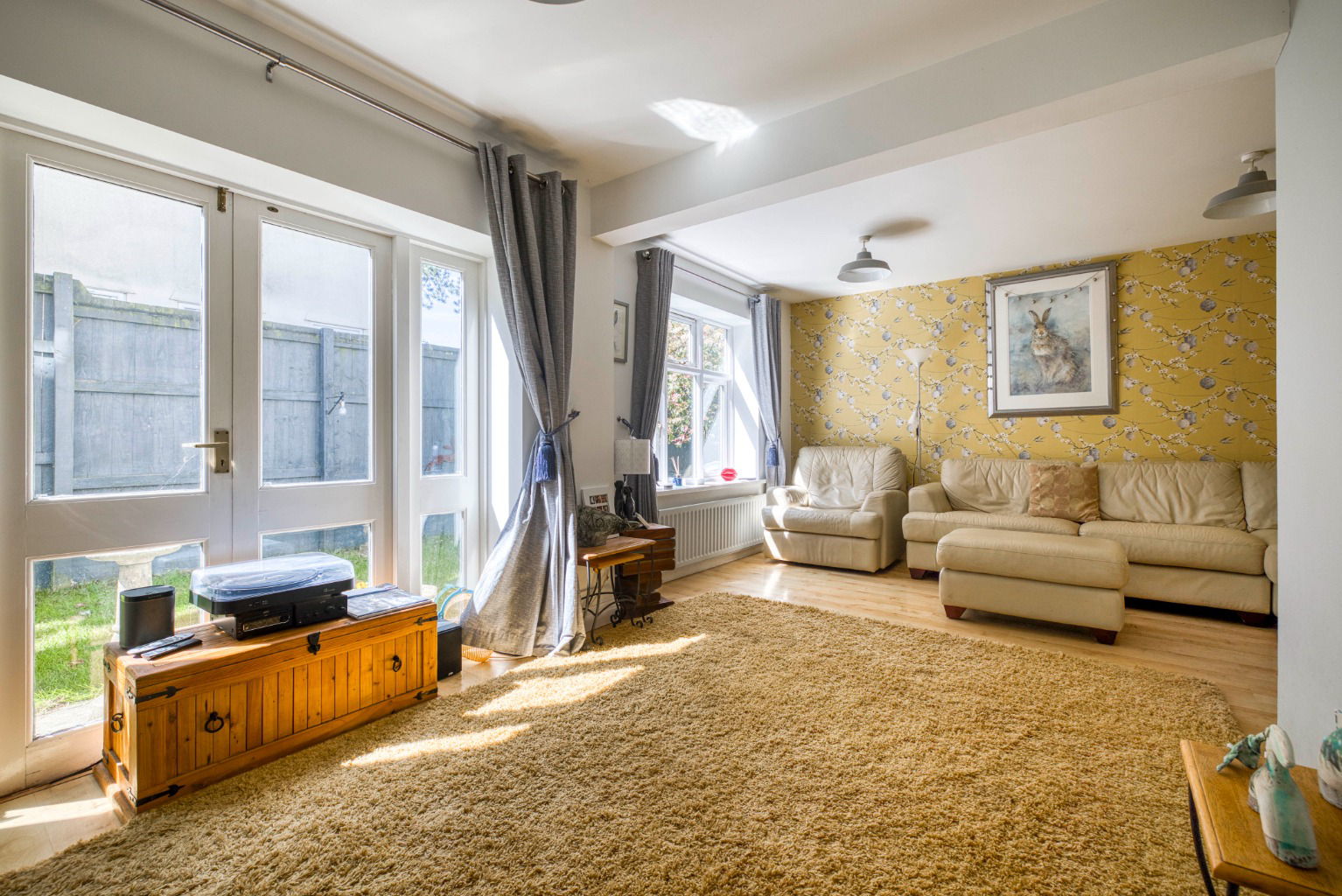Discreetly located, in an elevated position in the heart of Shepton Mallet, photo 2