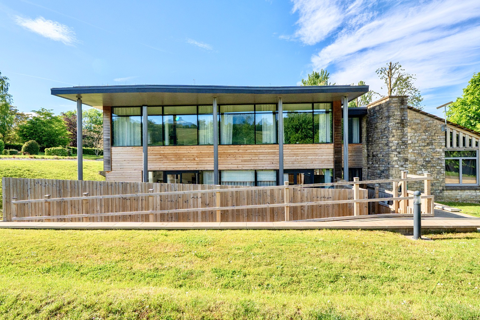 Fabulous, contemporary apartment in Camerton, Nr. Bath
