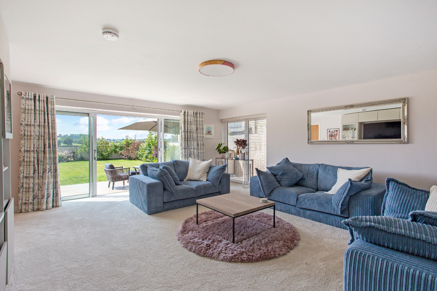 6 minutes from Millfield School, photo 8