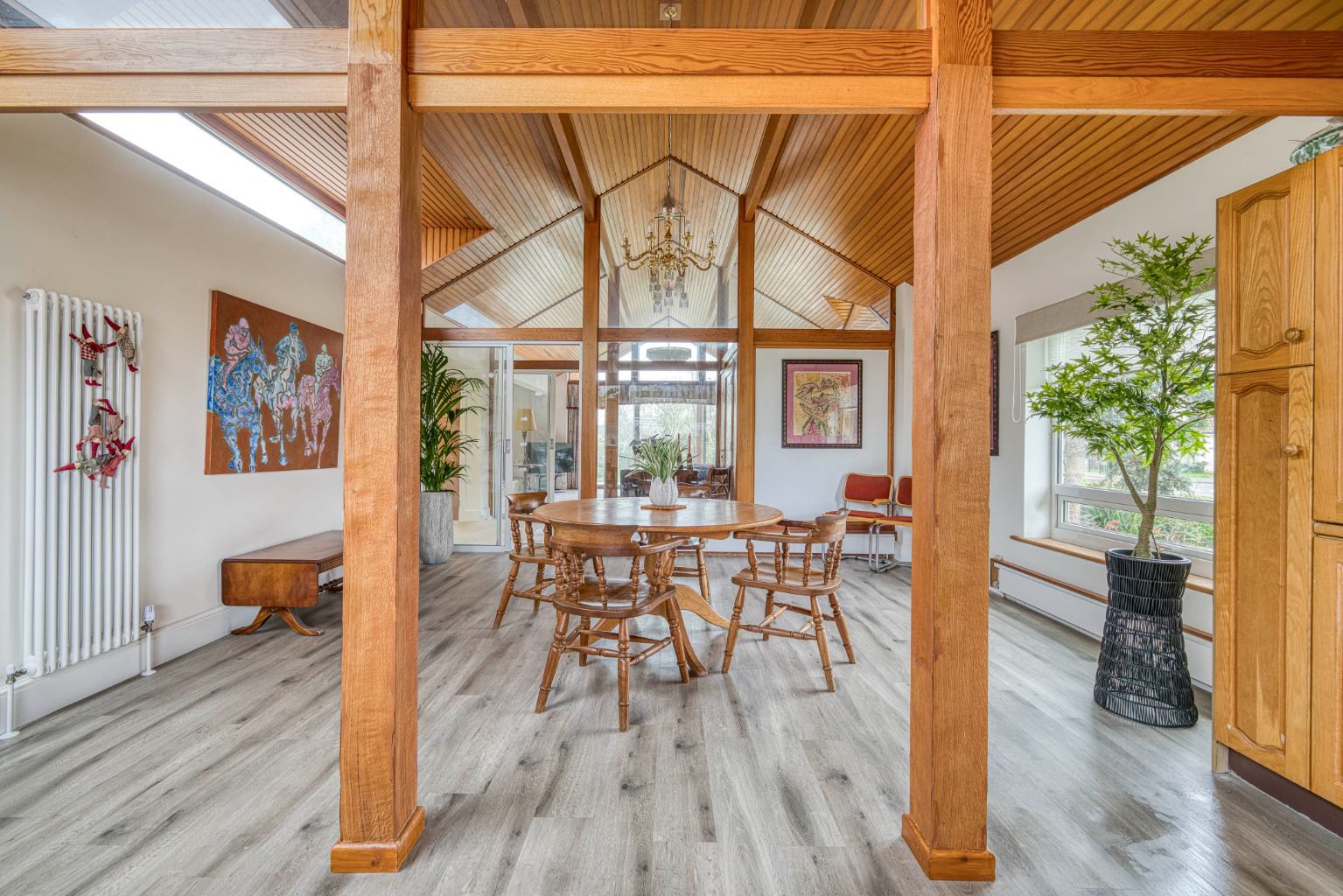 STREET. Great style. Very spacious 3,000 sq.ft. +, photo 7