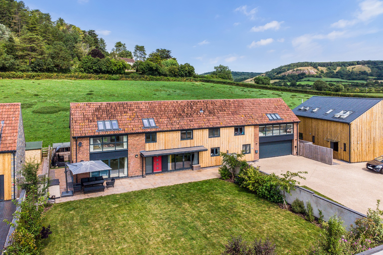6 minutes from Millfield School, photo 2