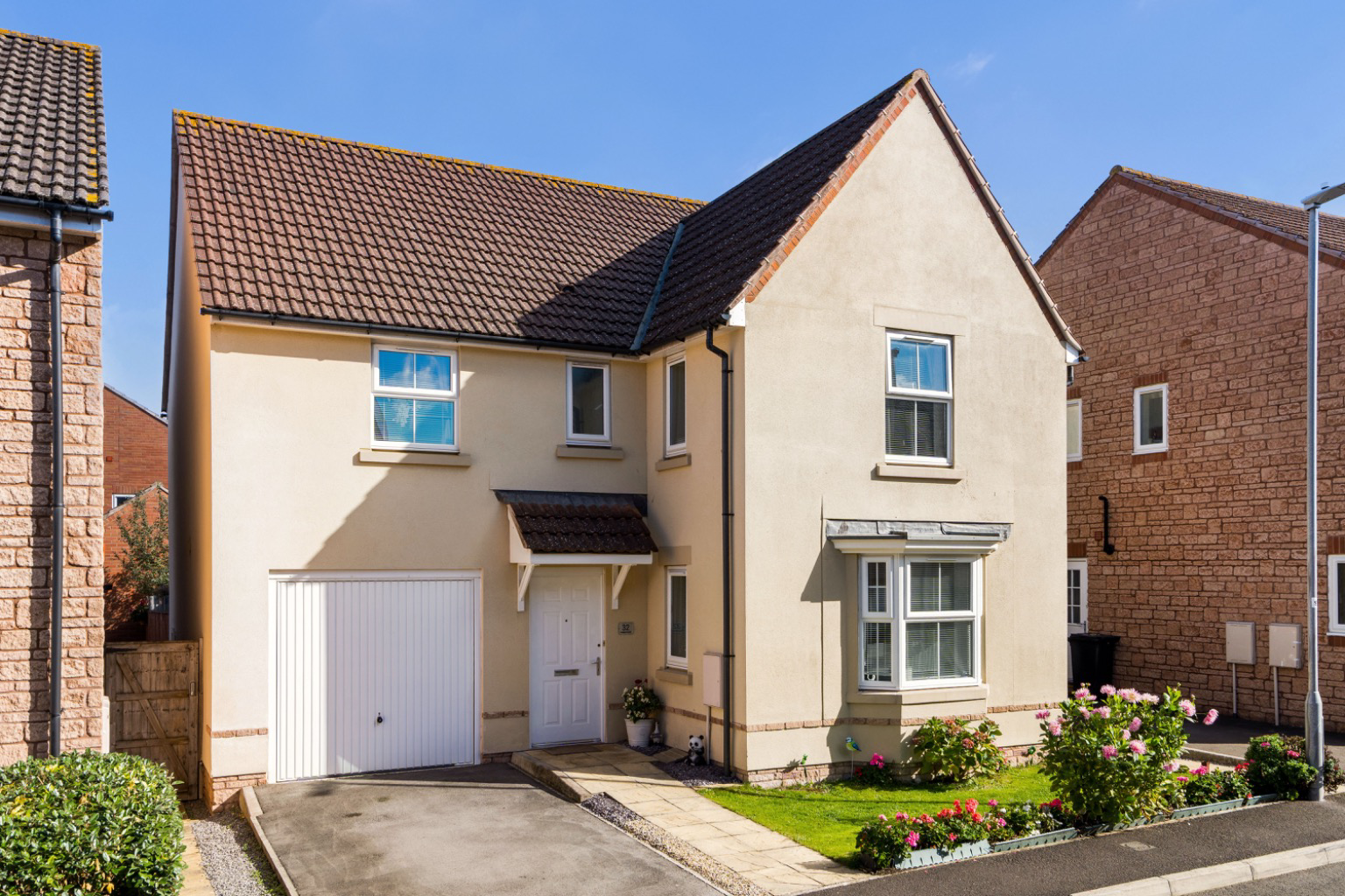 Fowen Close