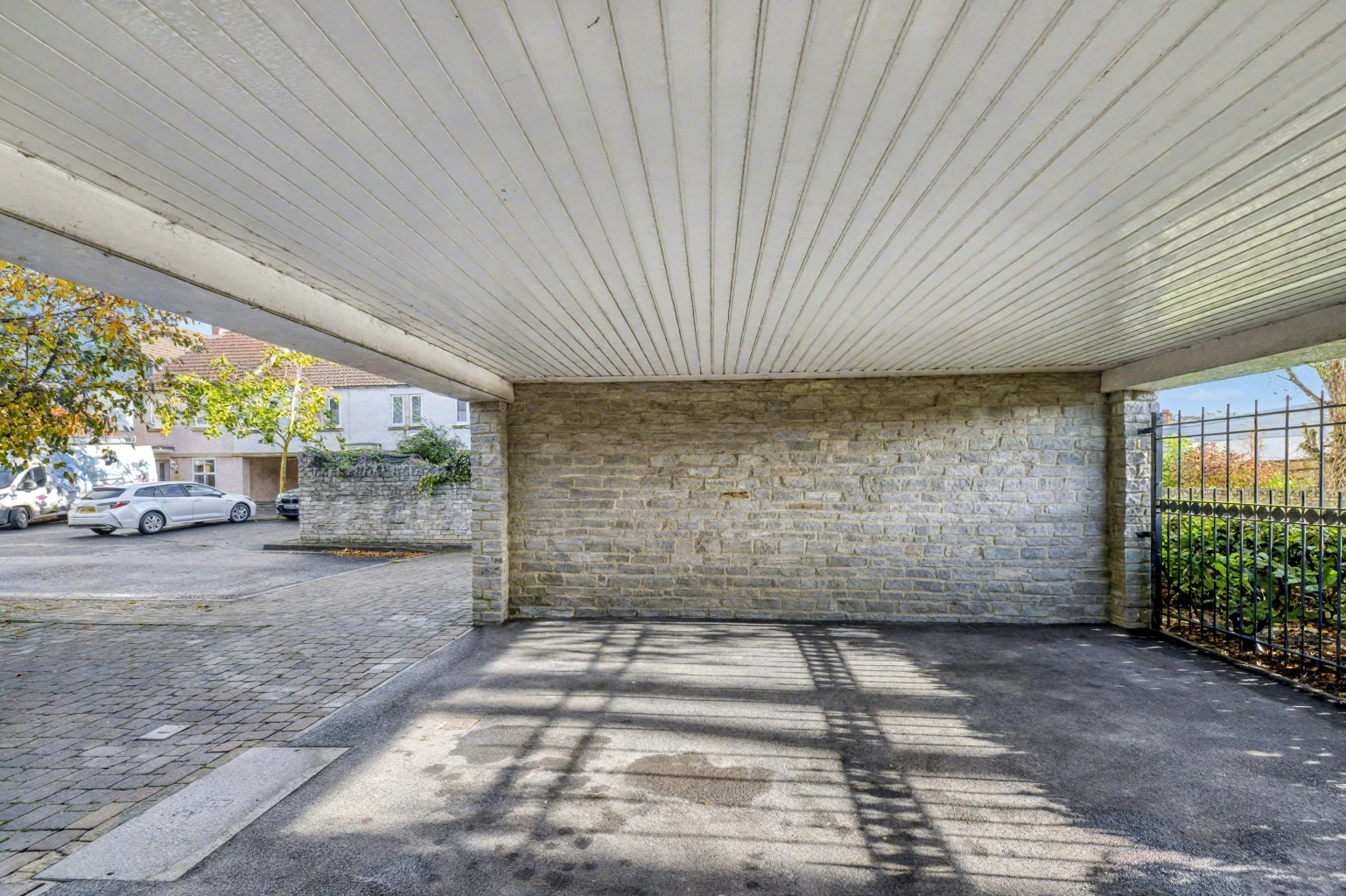 Central Wells, walking distance to all facilities, photo 21