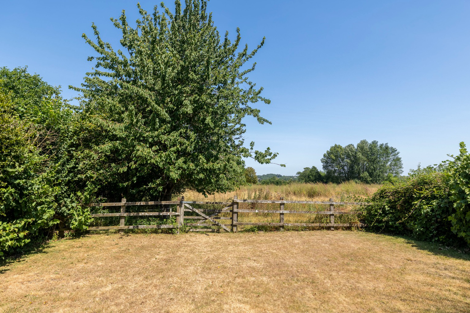 Gosling Street, Barton St. David, photo 16
