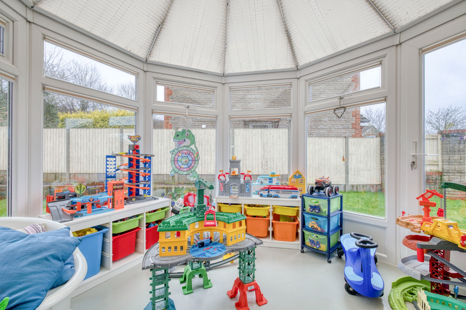 Media image 07