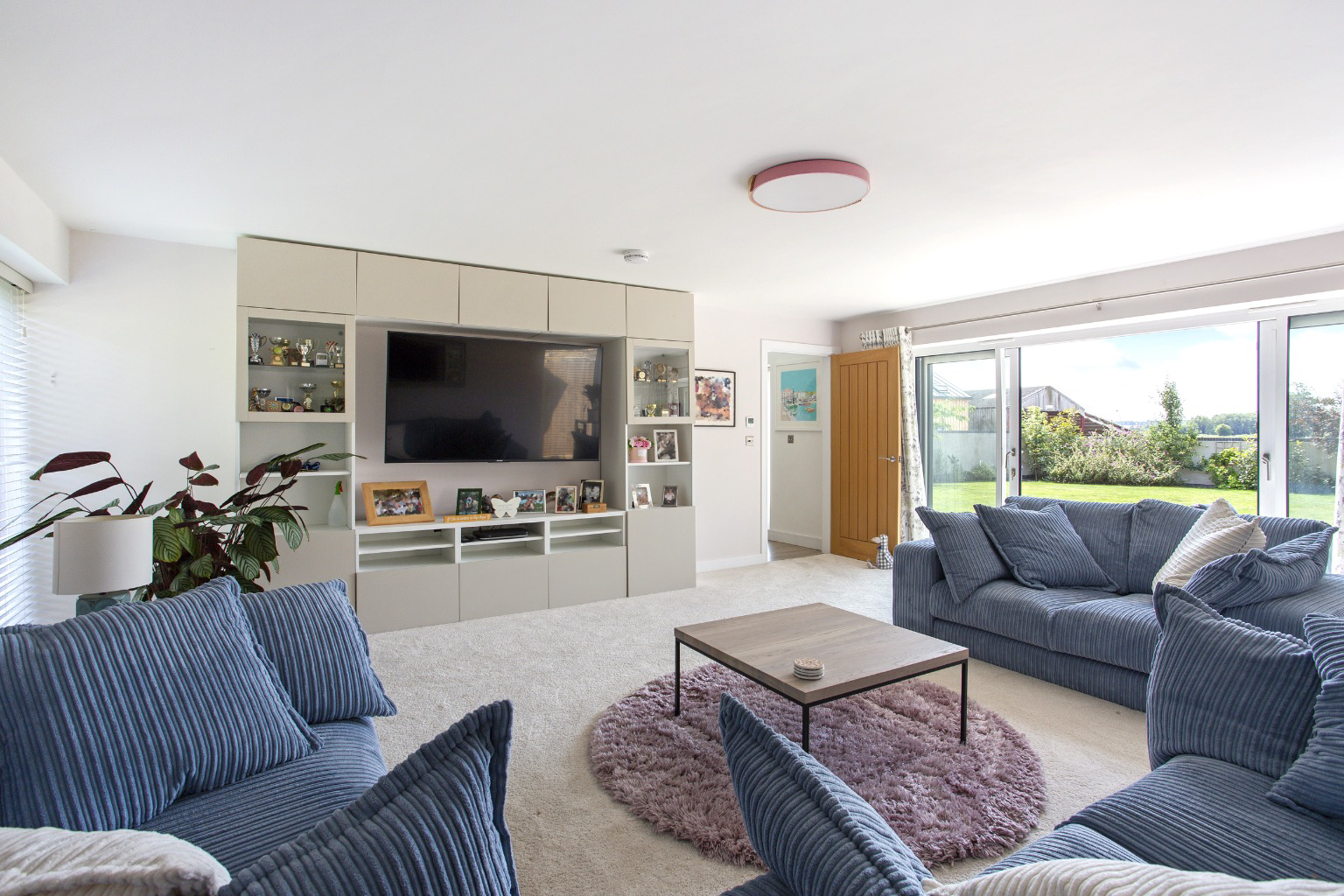6 minutes from Millfield School, photo 6