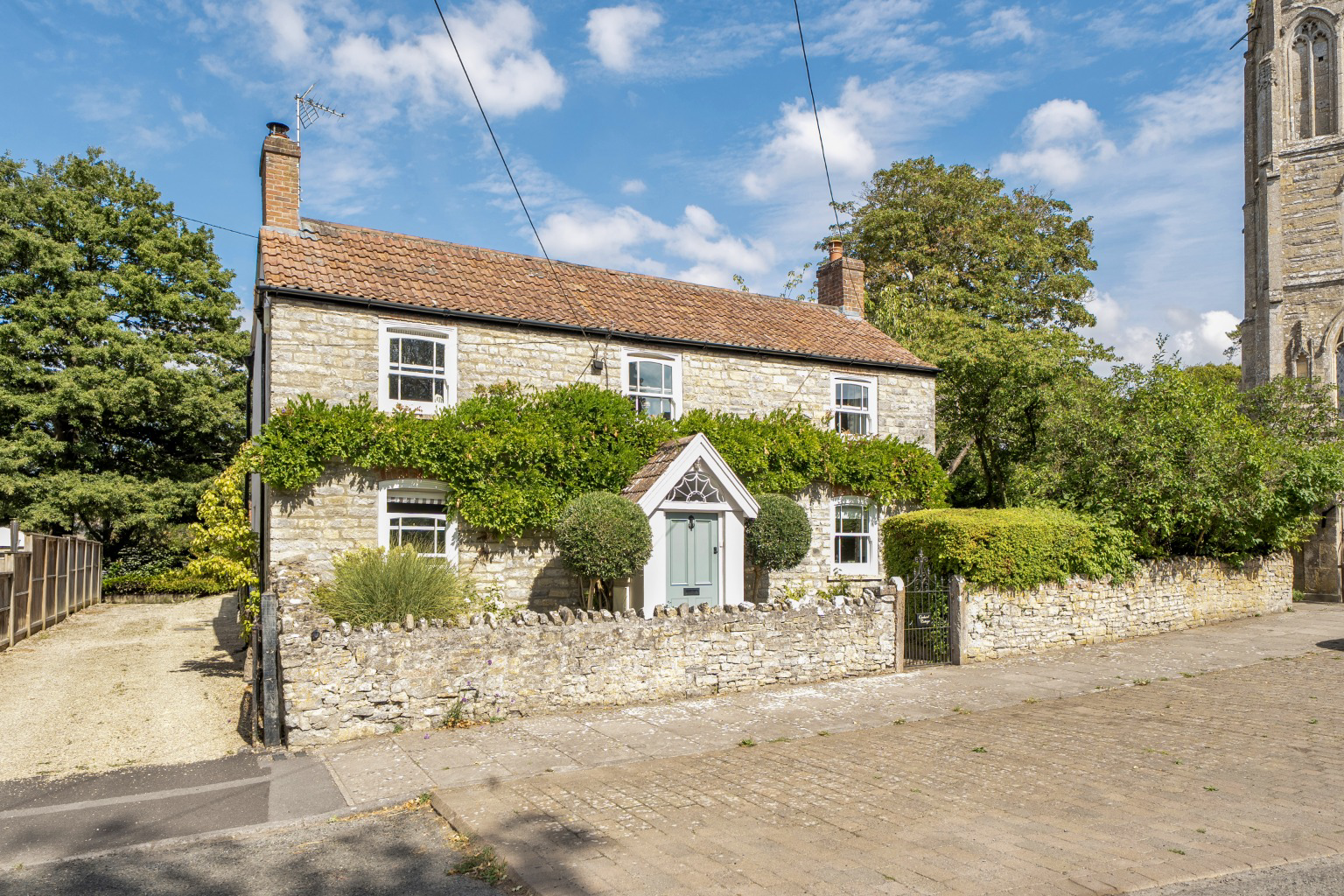 Pretty period cottage in rural village - Close to Wedmore