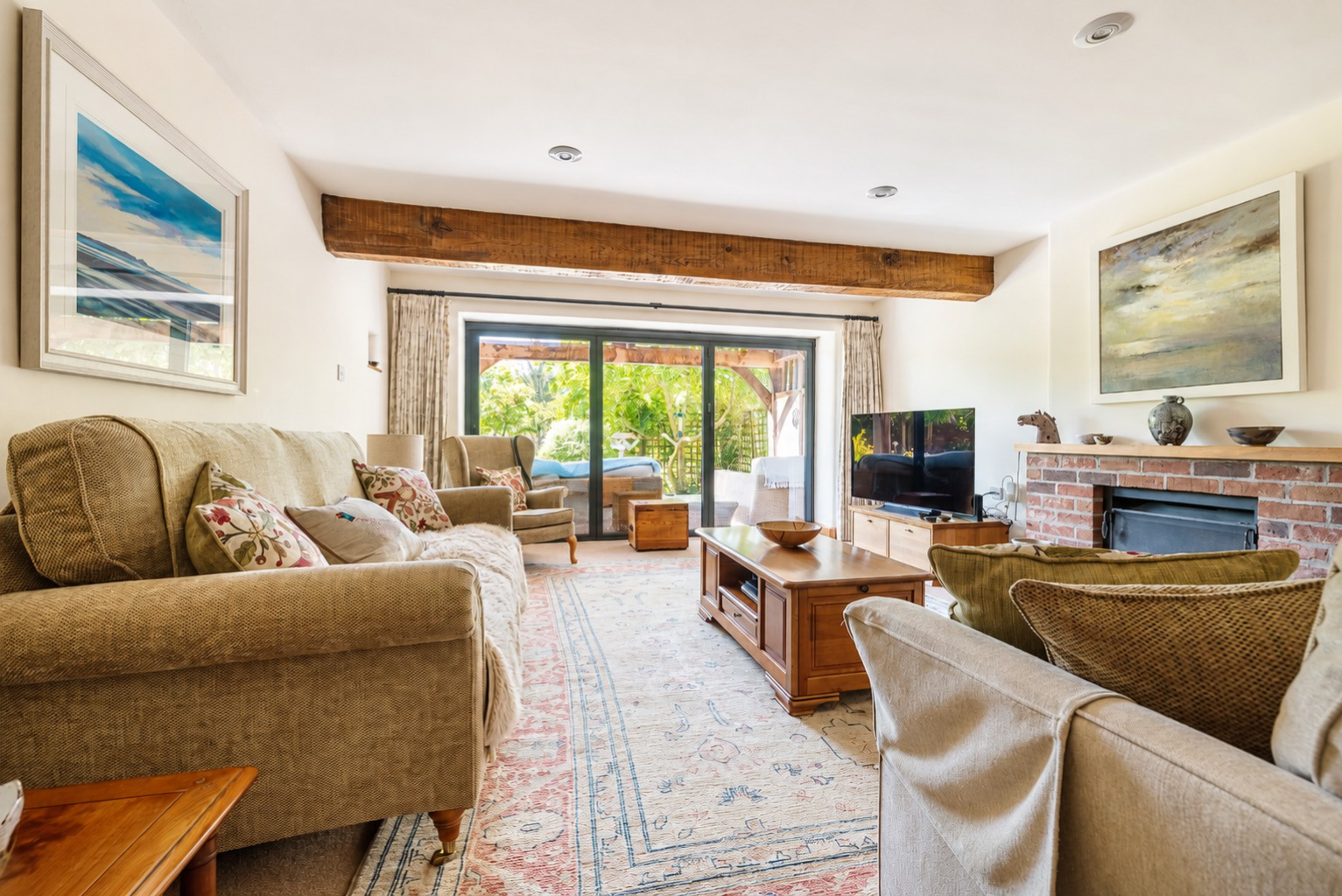 A hidden gem - period barn conversion with secluded gardens and orchard, photo 9