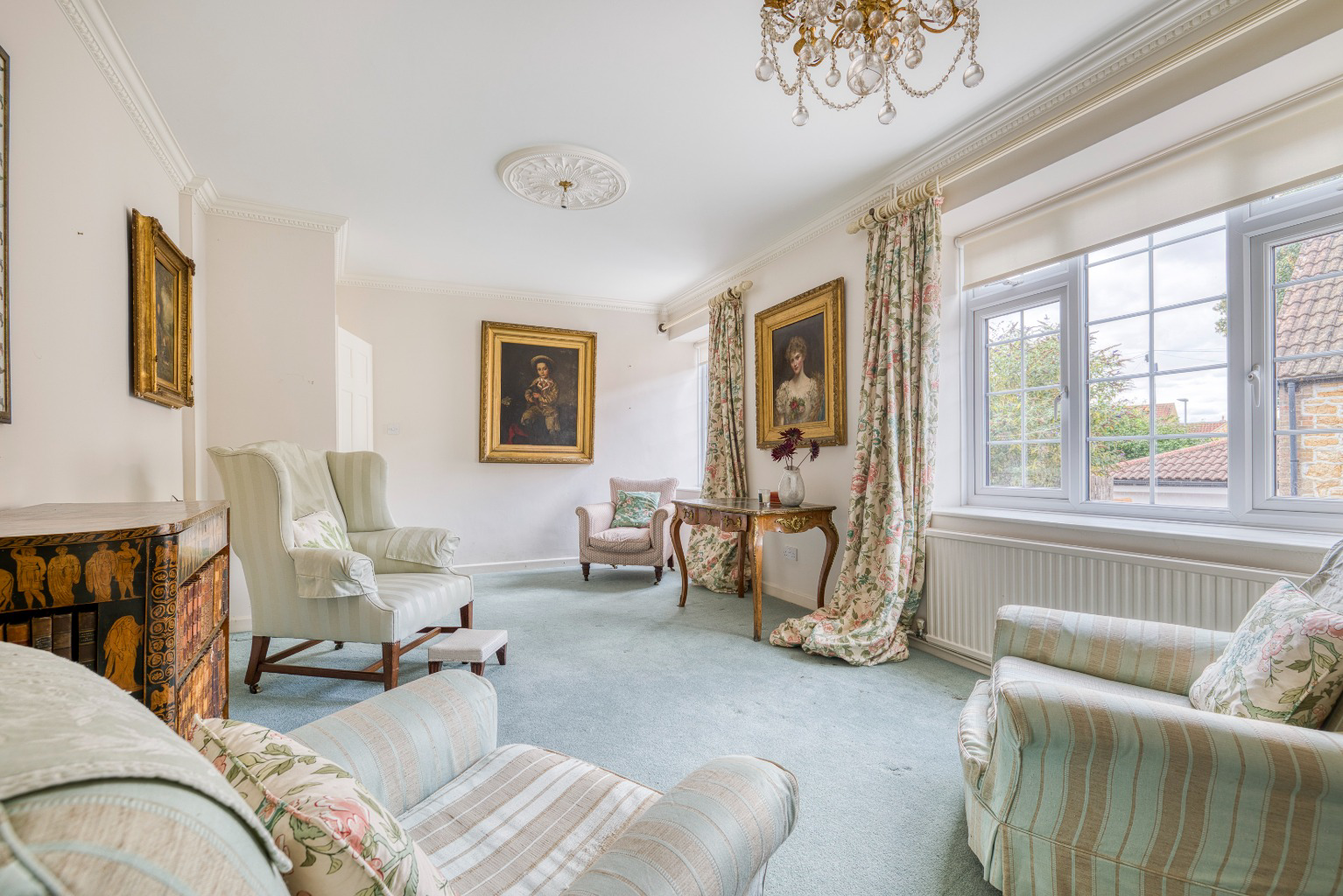 4 Lodge Court, South Street, photo 4