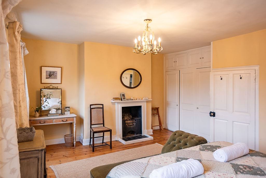 High Street, Castle Cary, Somerset, BA7, photo 20