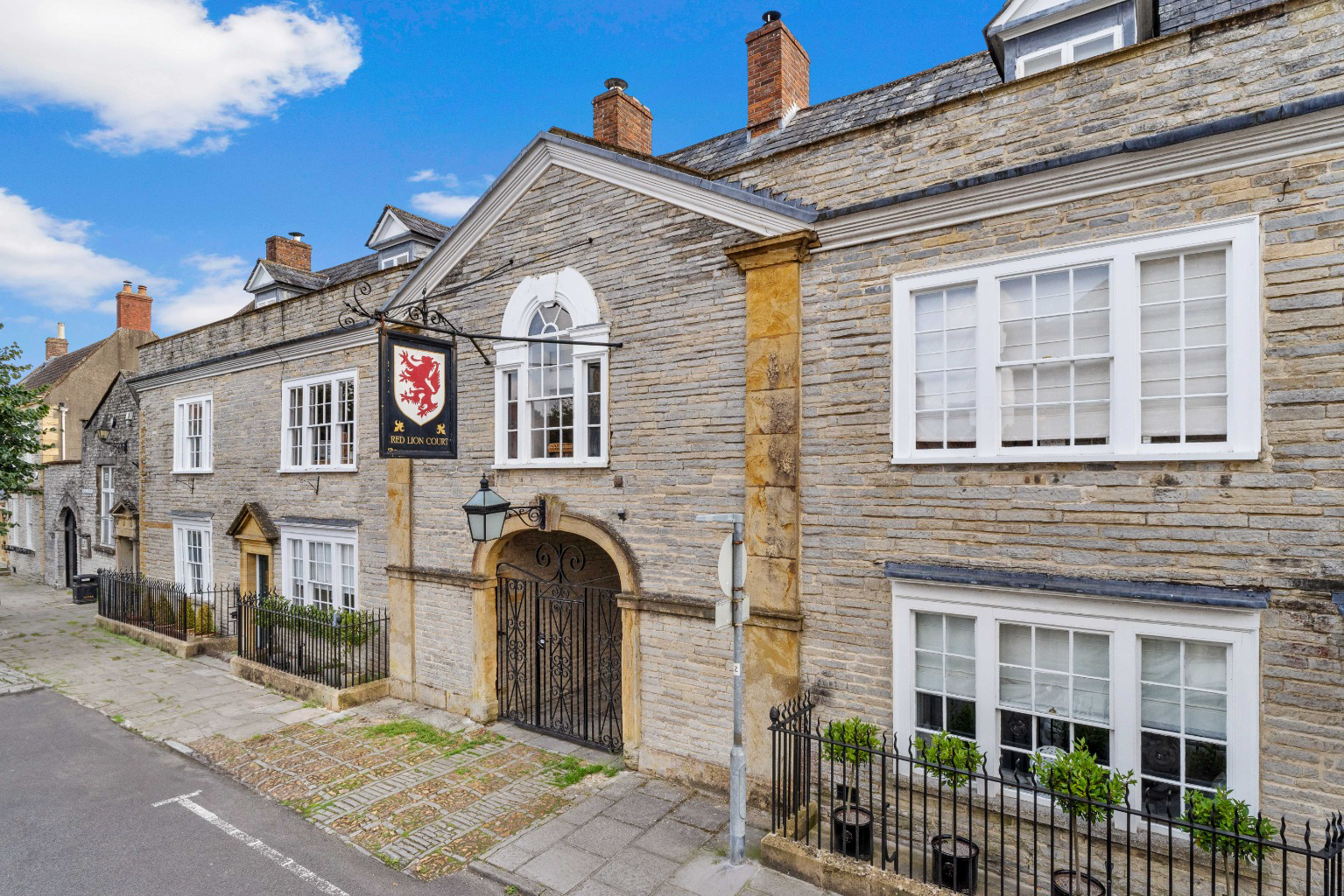 Red Lion Court, Somerton, Somerset, TA11, photo 22