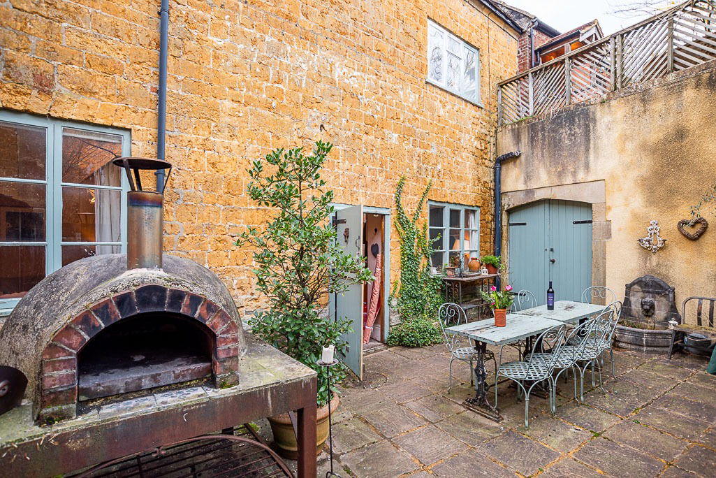 High Street, Castle Cary, Somerset, BA7, photo 23