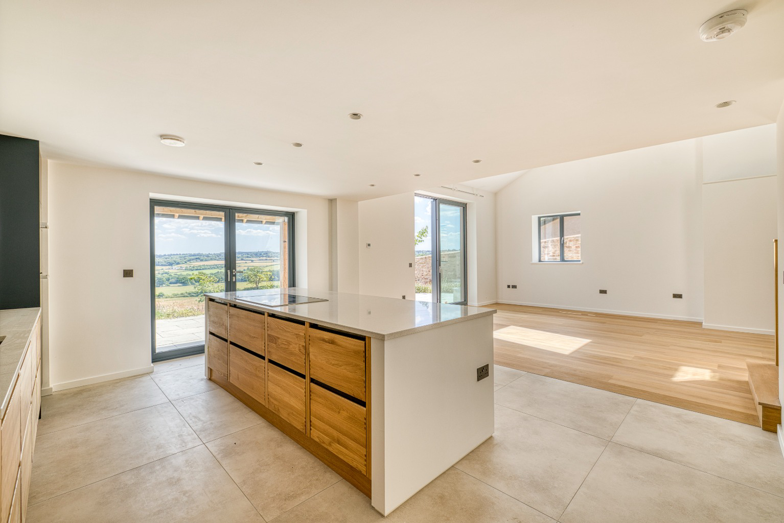 Near Oakhill, photo 15