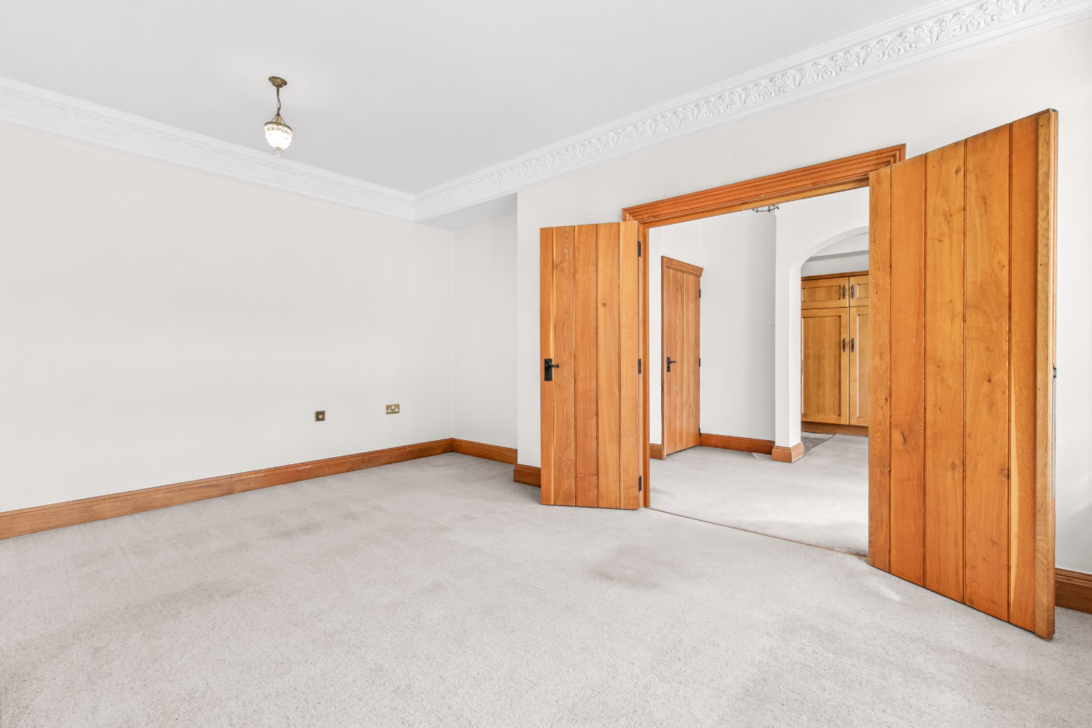 Red Lion Court, Somerton, Somerset, TA11, photo 4