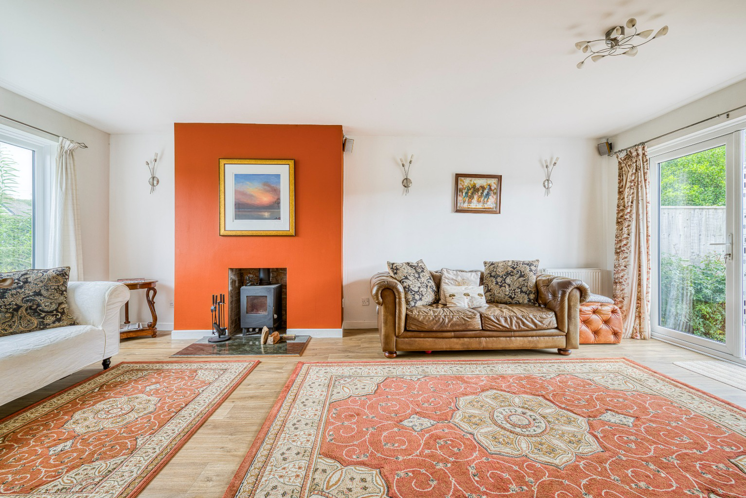 St. Cuthbert Avenue, walking distance from the High Street, photo 4