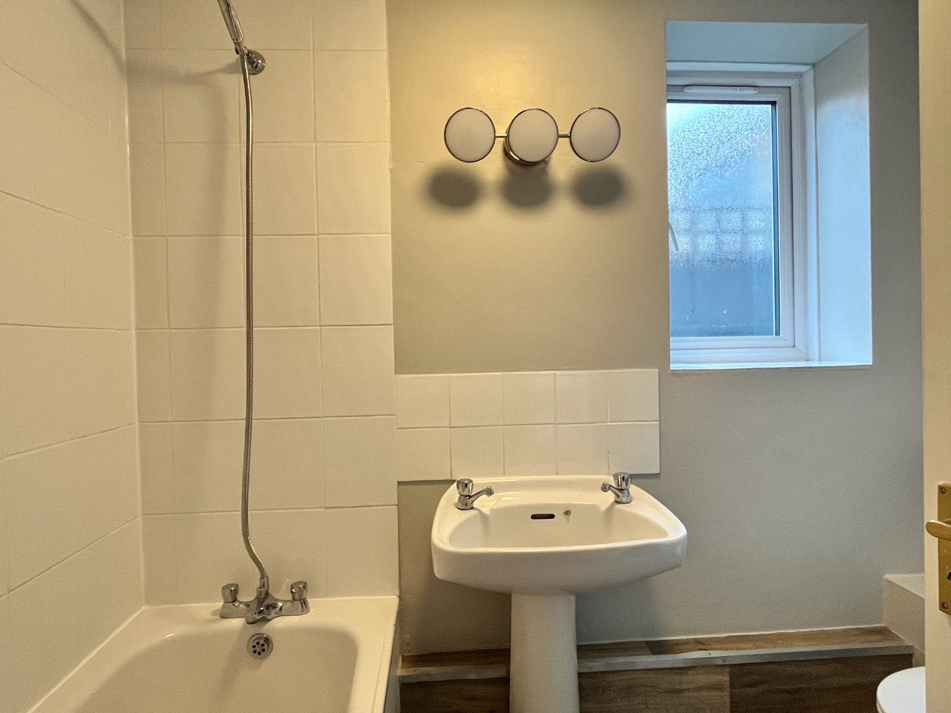 Montague House, Woodcock Street, Castle Cary, Somerset, BA7, photo 4