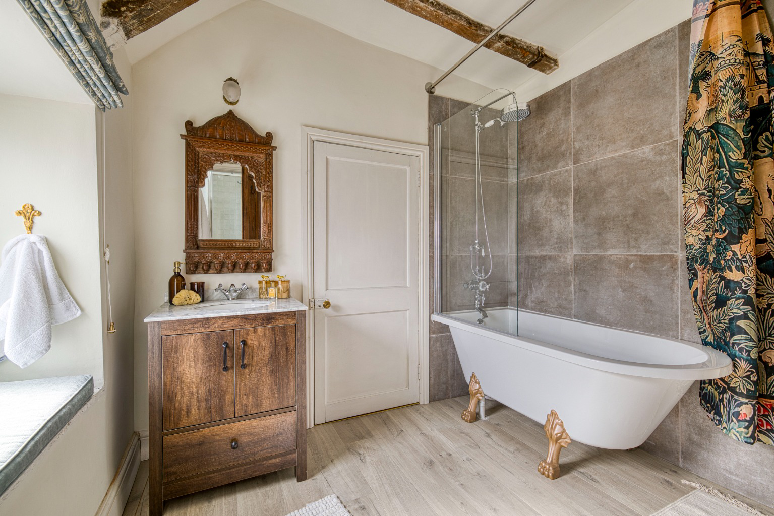 Exceptionally attractive, historic, fully renovate, central Wells, photo 29