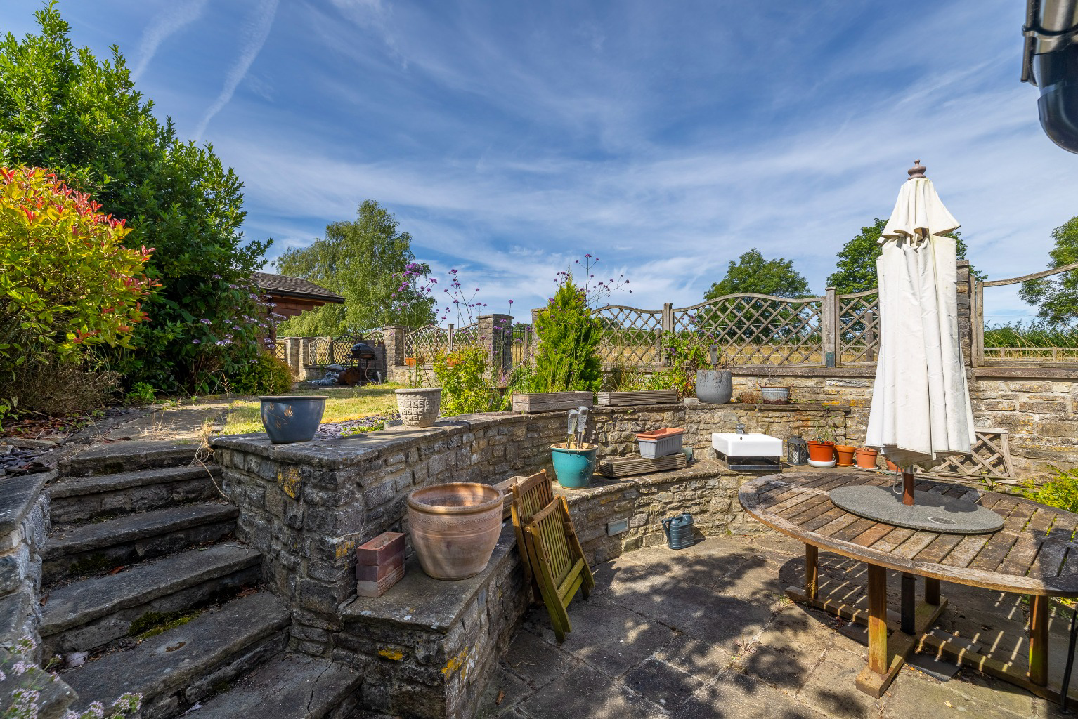 Pretty period cottage in popular village of Butleigh, photo 19