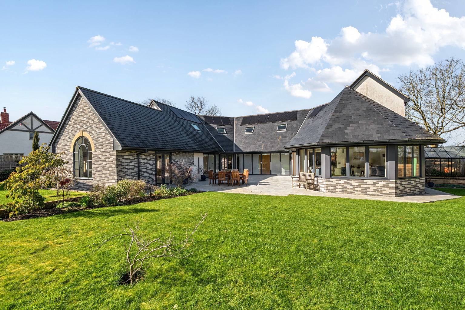 Ashcott - Immaculate in private location