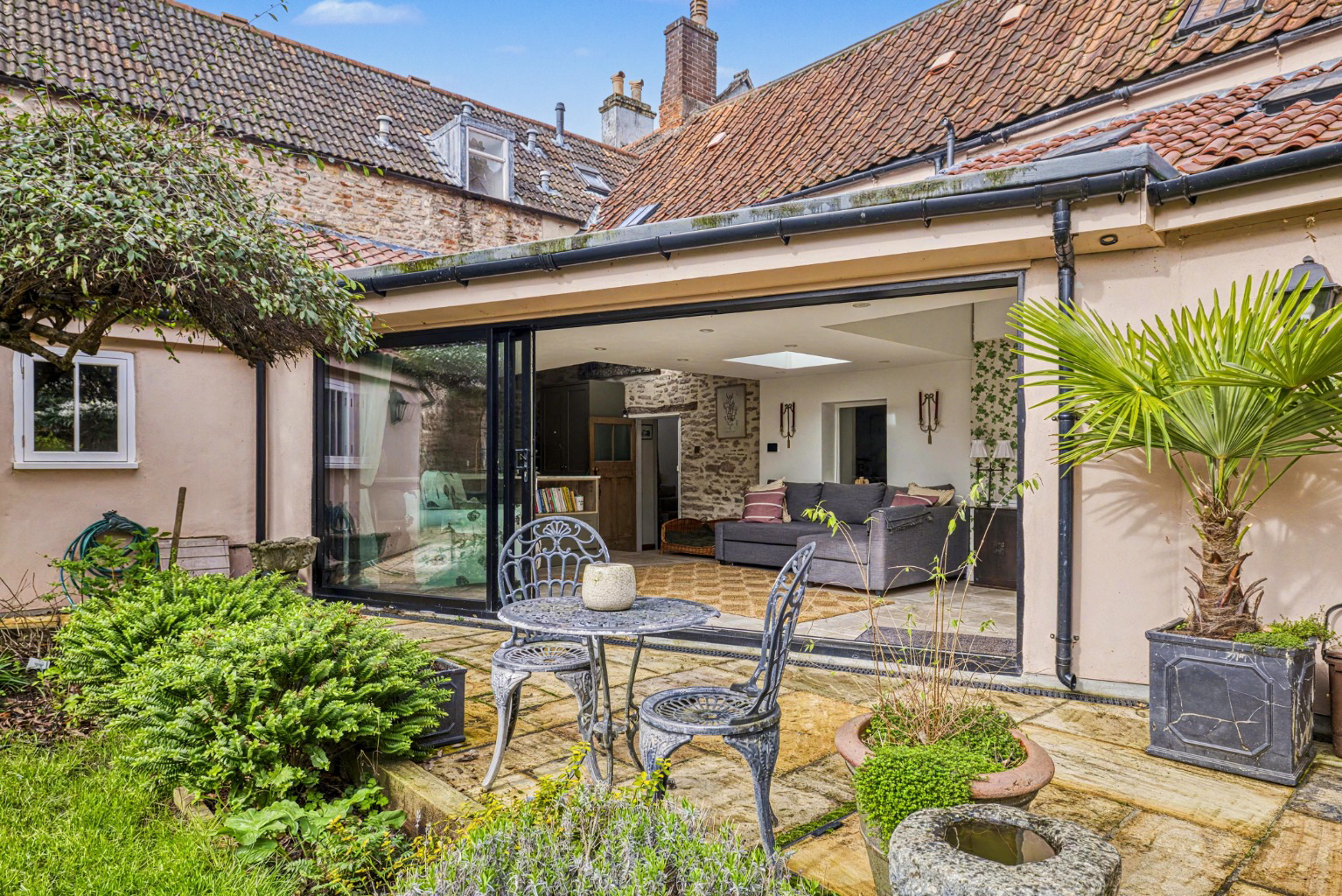 Exceptionally attractive, historic, fully renovate, central Wells, photo 38