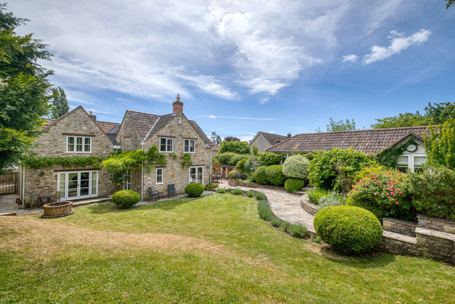 North Road, Wookey, Nr. Wells with detached annexe