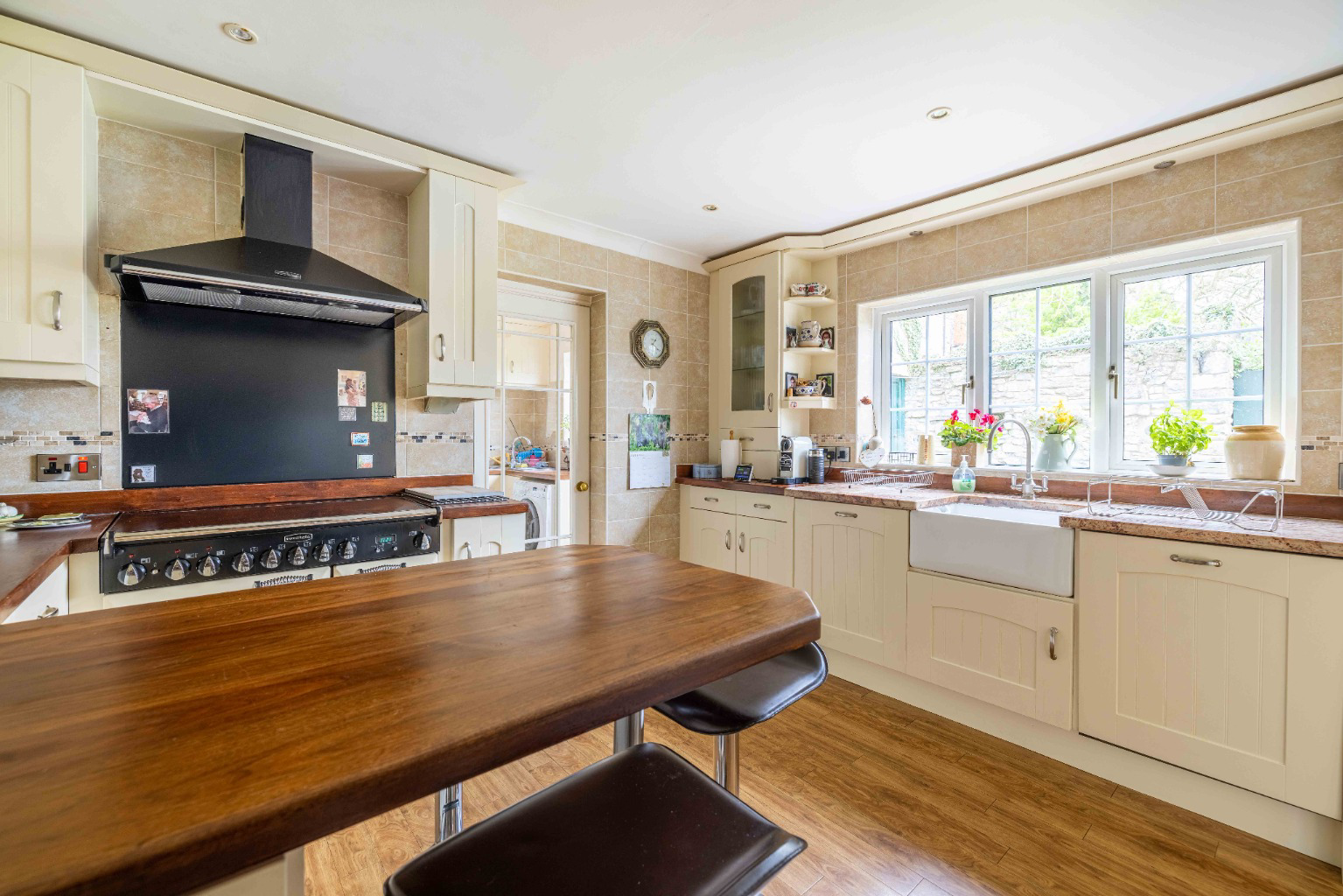 Theale, between Wells and Wedmore, photo 6