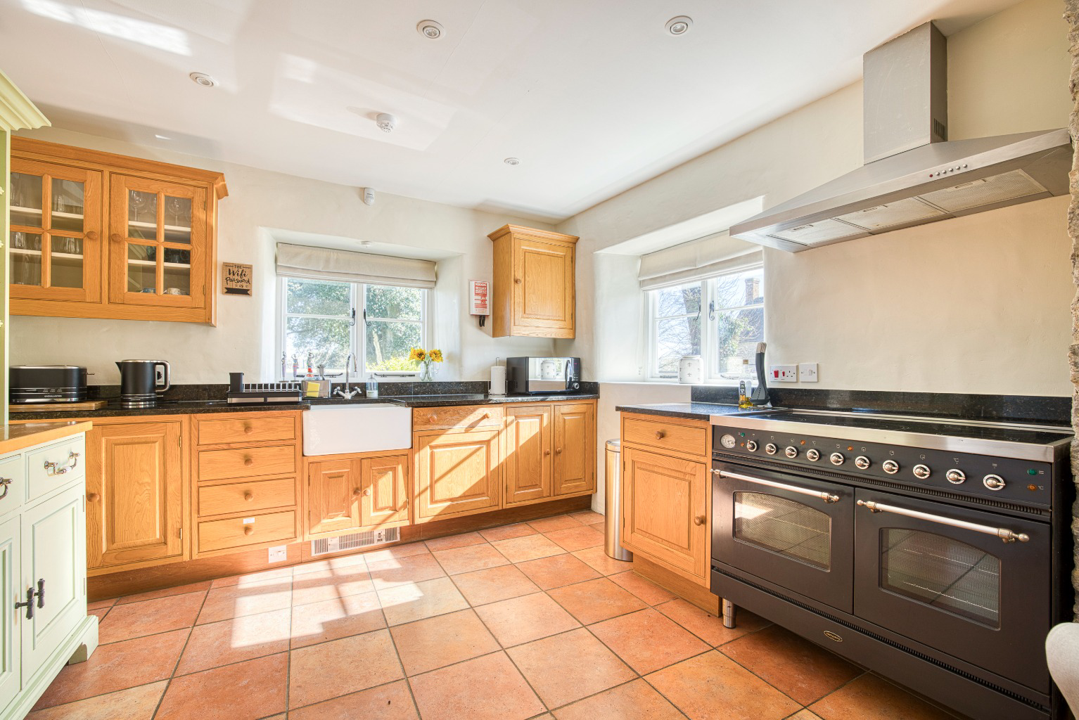 High Street, Charlton Adam, photo 32
