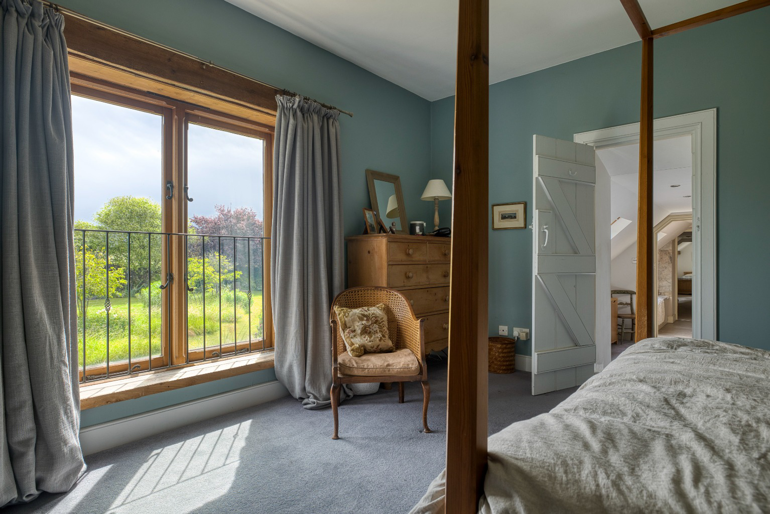 Stylish barn conversion in rural location close to Wedmore, photo 15