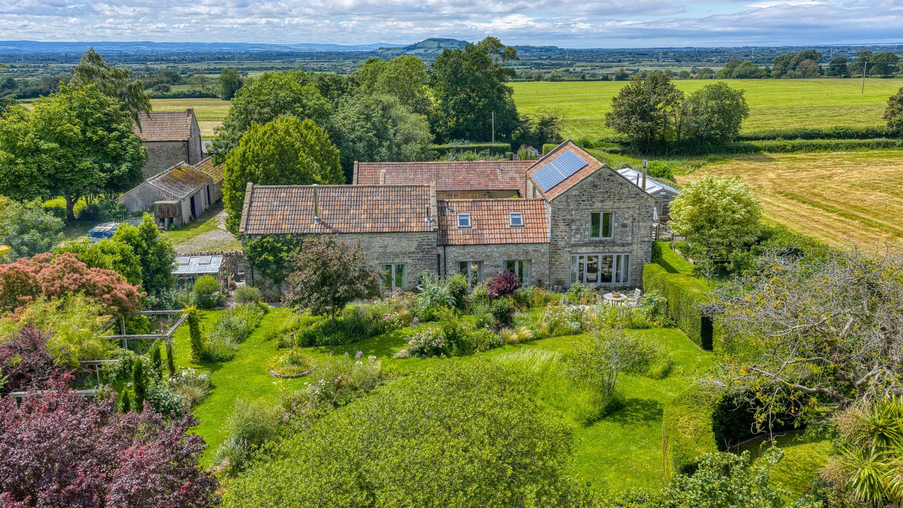 Stylish barn conversion in rural location close to Wedmore, photo 24