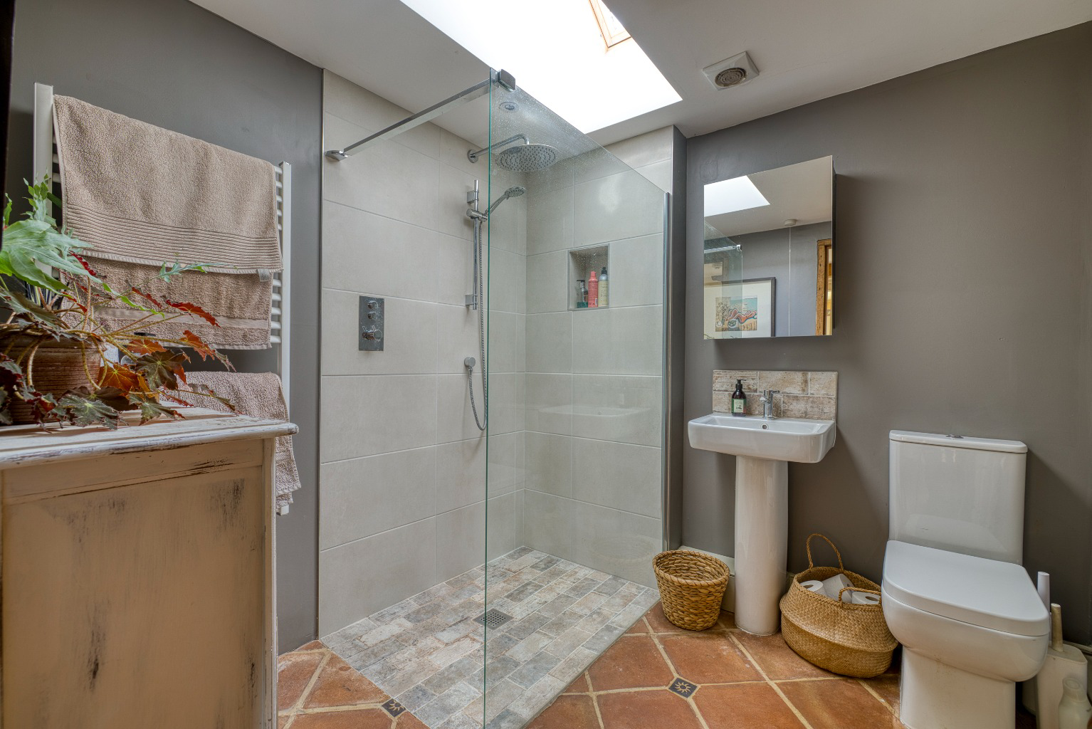 Stylish barn conversion in rural location close to Wedmore, photo 13