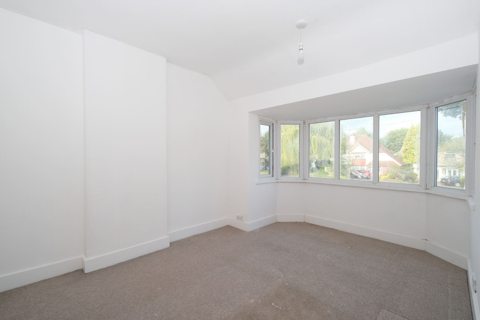 Haslucks Green Road, Shirley, Solihull, West Midlands B90 2LG, photo 9