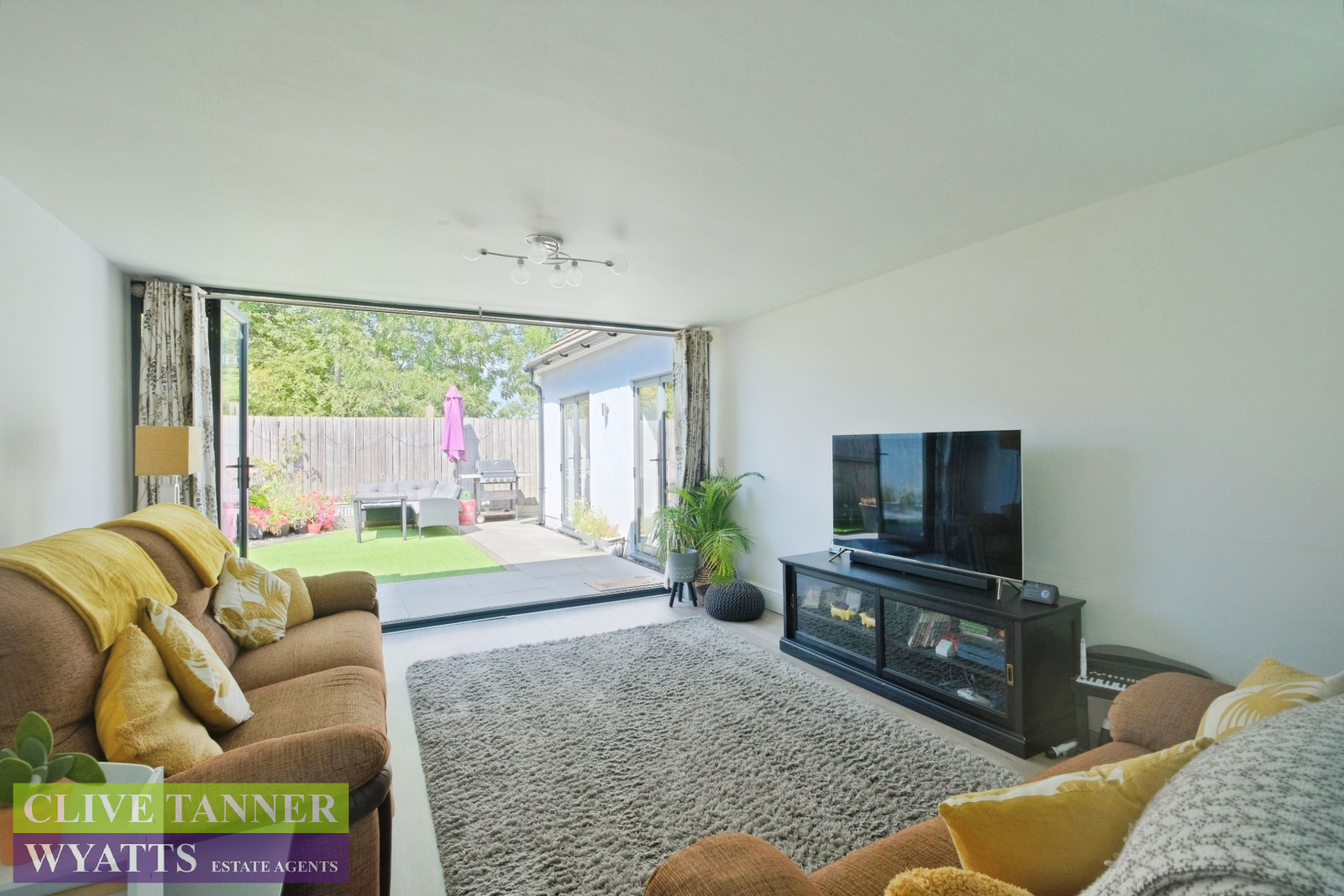 Sladepool Farm Road, Birmingham, West Midlands B14 5EE