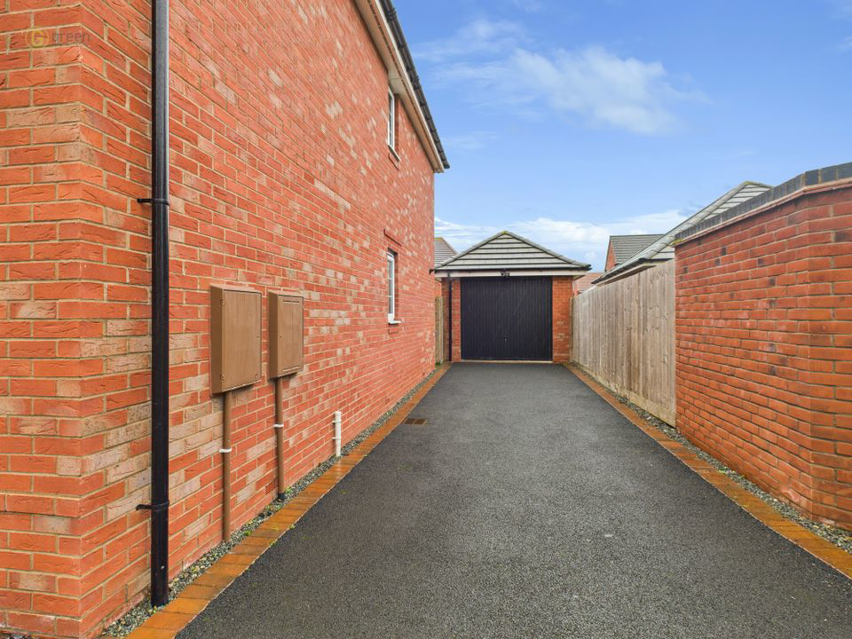 Chawton Way, Tamworth, B78, photo 35
