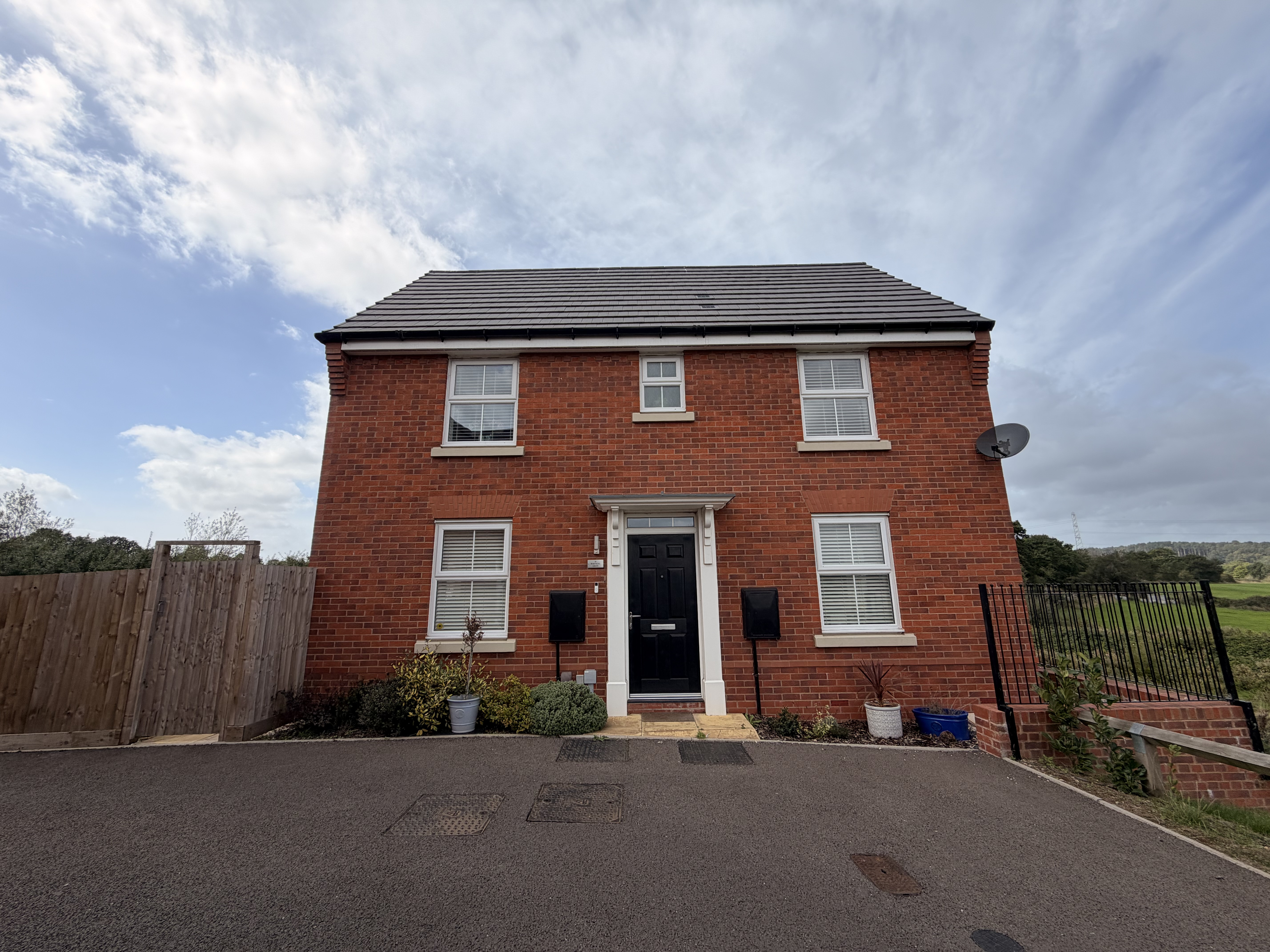Worthing Grove, Tamworth, B78