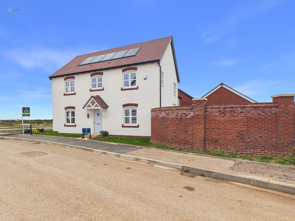30 Cheatle Crescent, Arkall Farm, Off Ashby Road , Tamworth, B79 0AA