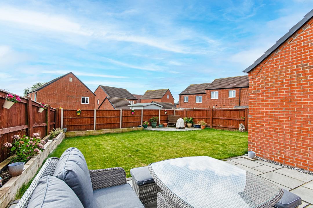 Coltsfoot Close, Off Meadow Way, Tamworth, B79, photo 43