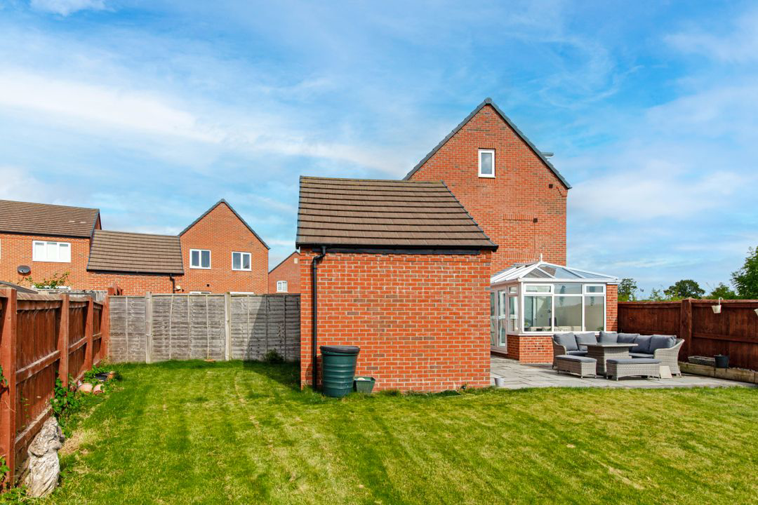 Coltsfoot Close, Off Meadow Way, Tamworth, B79, photo 47