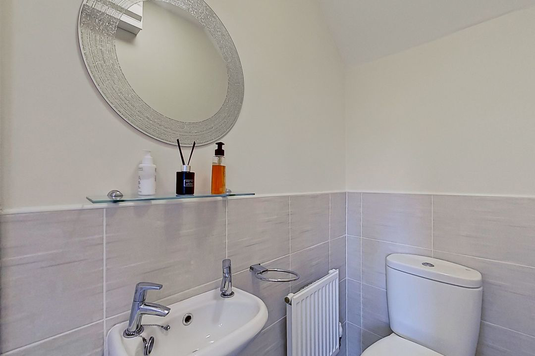 Coltsfoot Close, Off Meadow Way, Tamworth, B79, photo 20