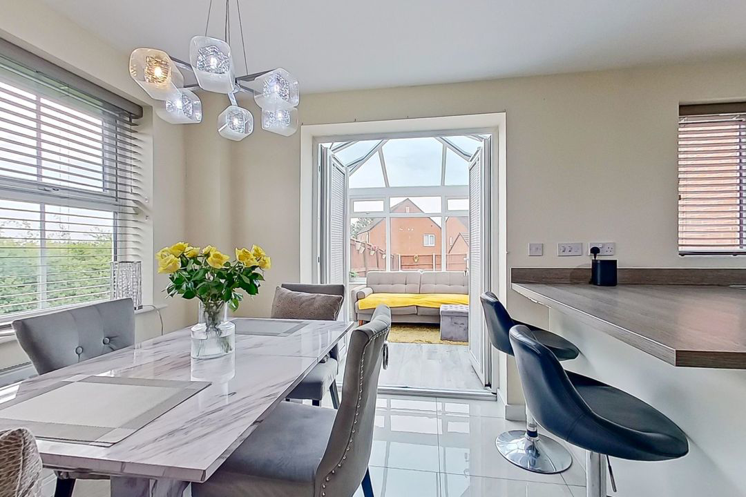 Coltsfoot Close, Off Meadow Way, Tamworth, B79, photo 14