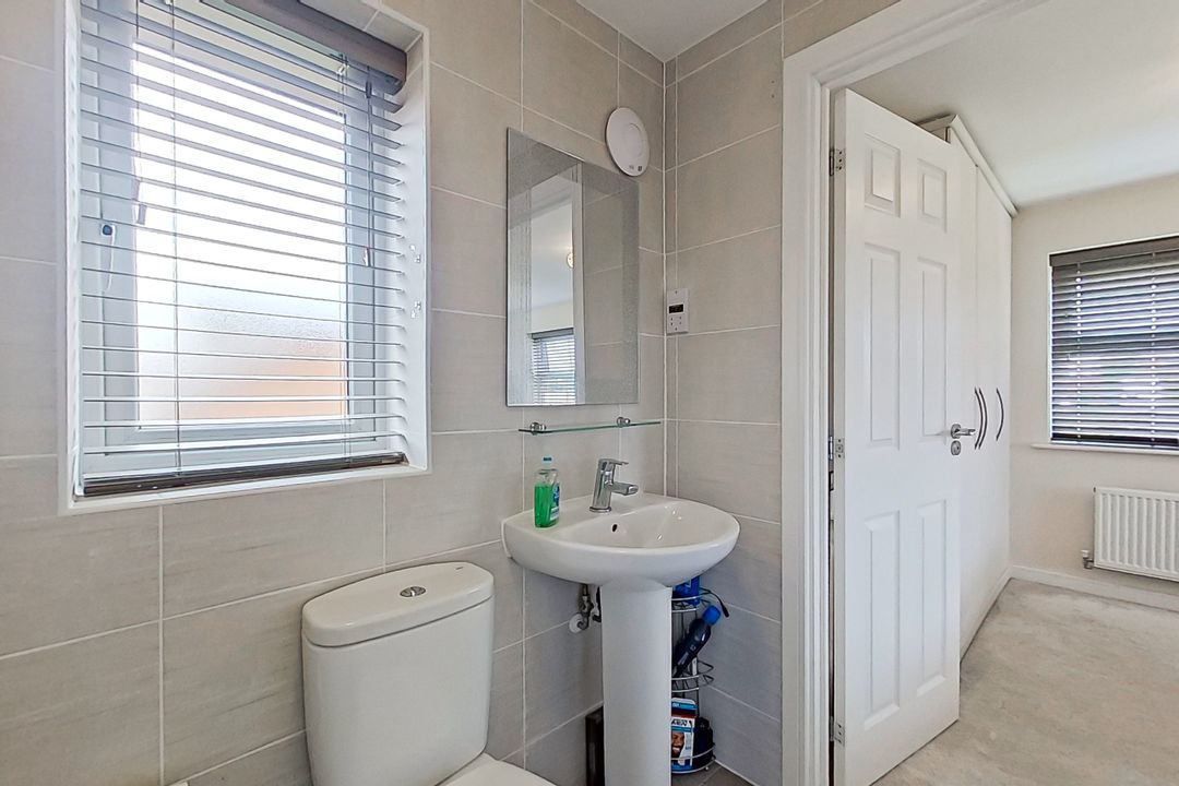 Coltsfoot Close, Off Meadow Way, Tamworth, B79, photo 28