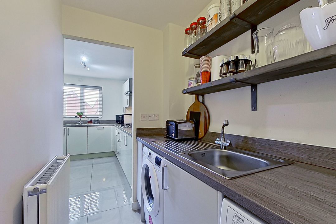 Coltsfoot Close, Off Meadow Way, Tamworth, B79, photo 15