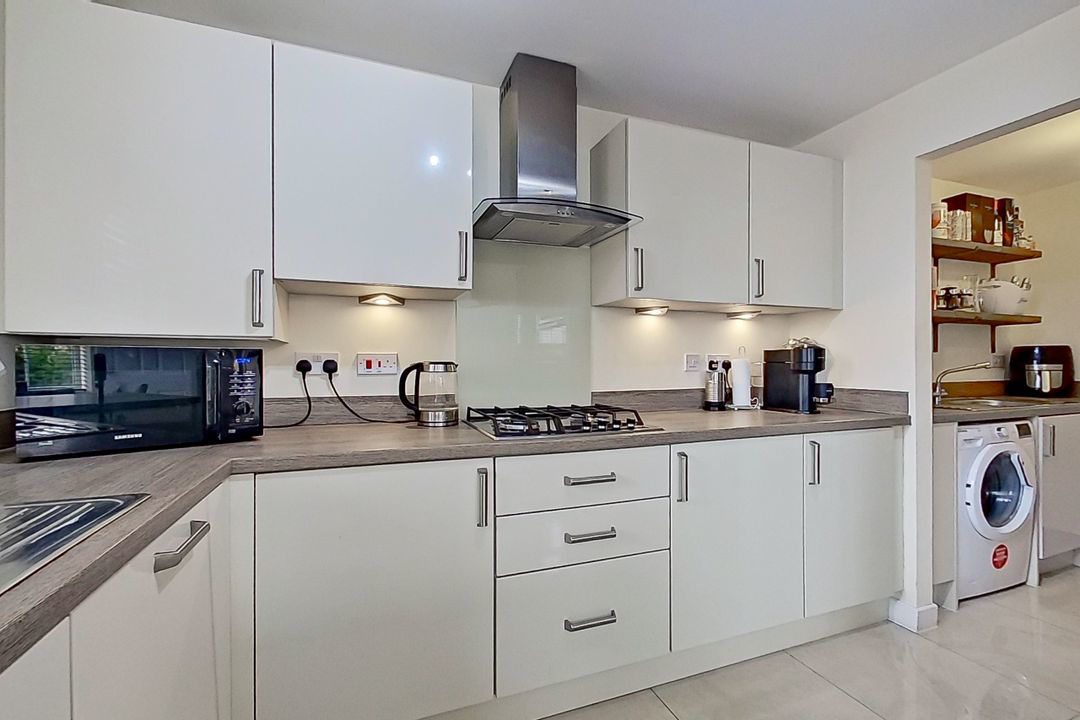 Coltsfoot Close, Off Meadow Way, Tamworth, B79, photo 13