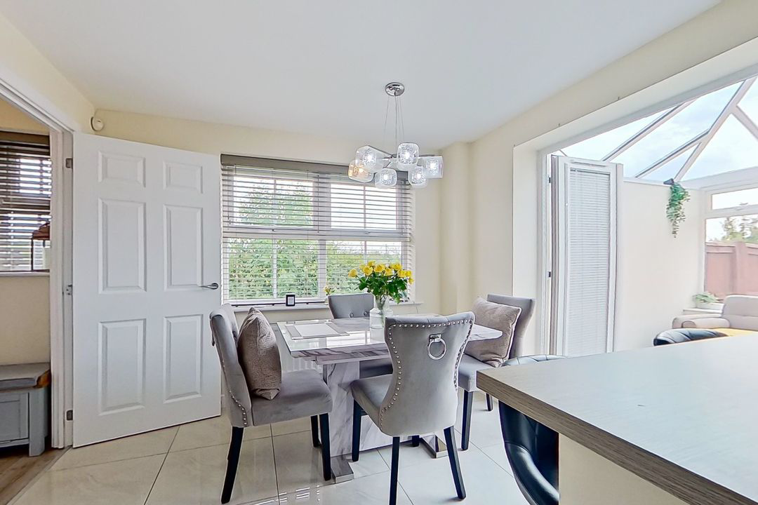 Coltsfoot Close, Off Meadow Way, Tamworth, B79, photo 11