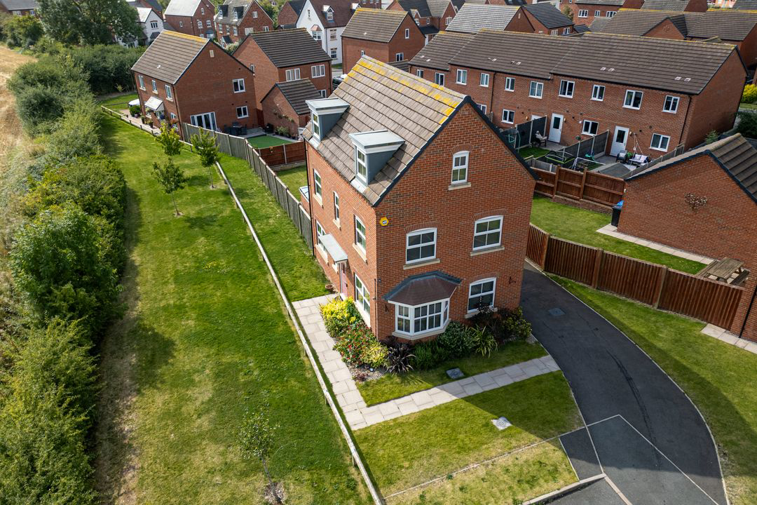 Coltsfoot Close, Off Meadow Way, Tamworth, B79, photo 49